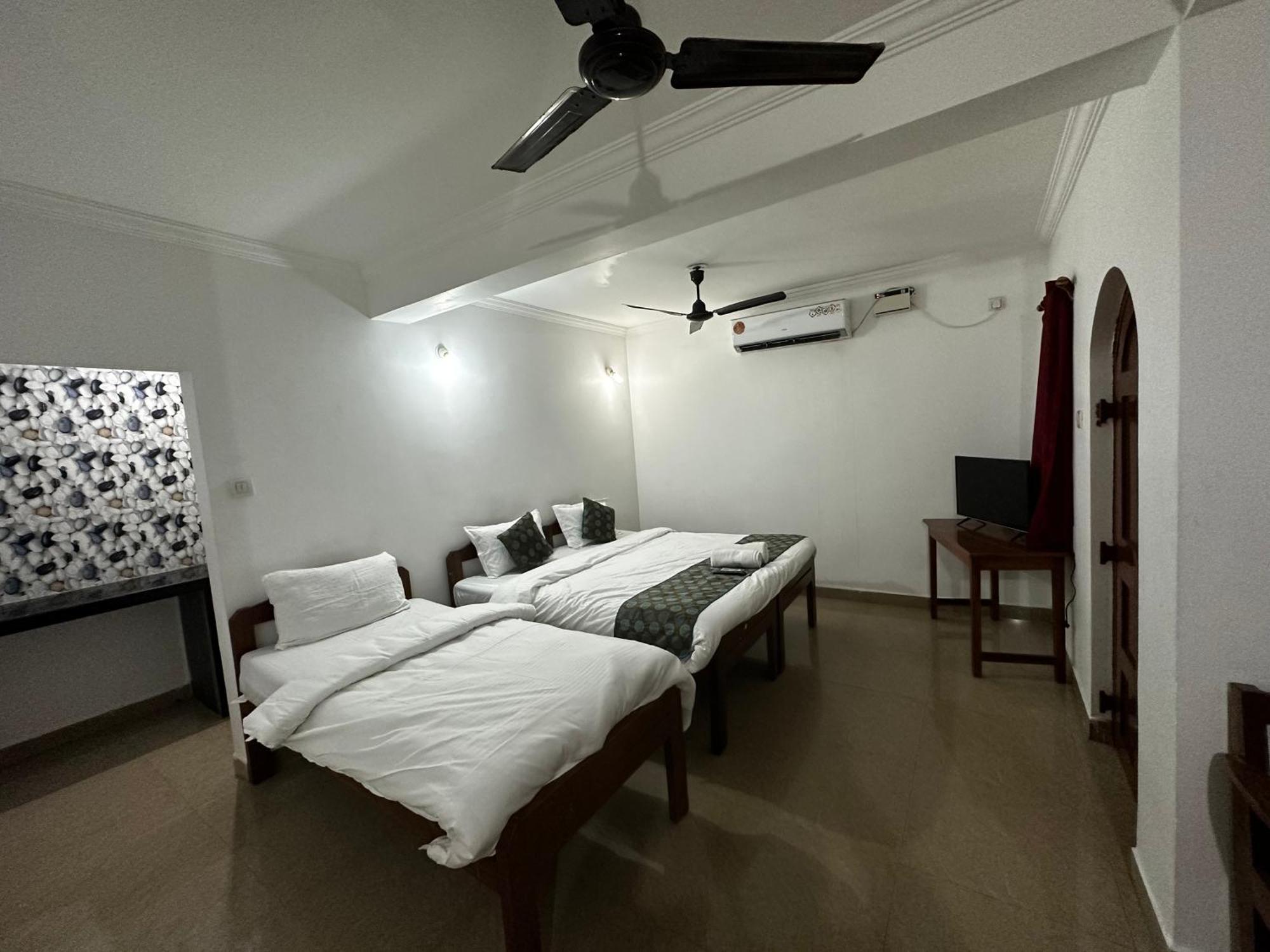 Отель Baga Seafinity Экстерьер фото